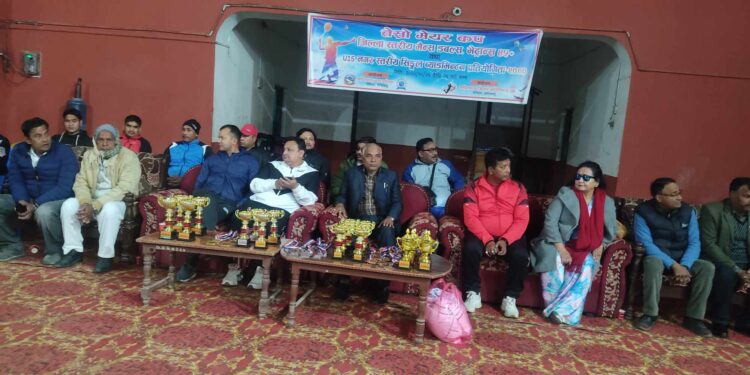 तेश्रो जिल्ला स्तरीय मेयर कप ब्याडमिन्टन प्रतियोगीता सुरु