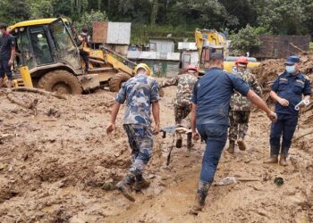 झ्याप्ले खोलामा ३ वटा गाडीमा ३५ जनाको शव भेटियाे