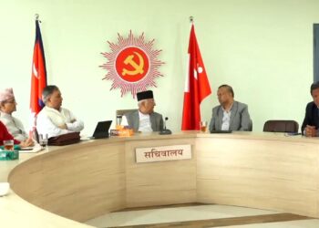 सात दिनभित्र प्रष्टिकरण पेश गर्न तीन नेतालाई एमालेको पत्र