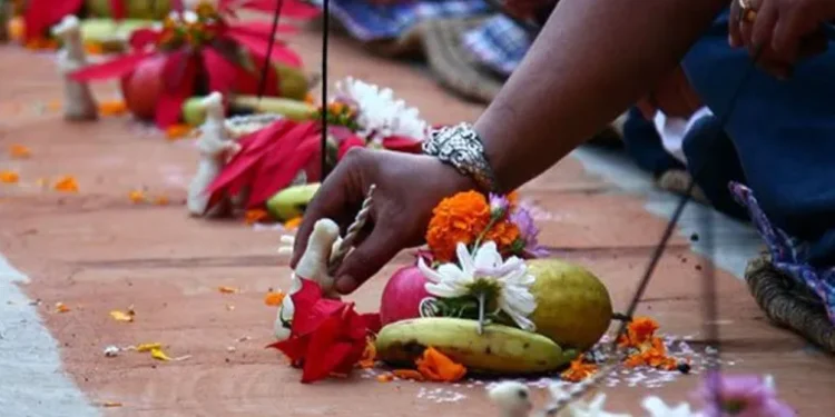 कात्तिक शुक्ल प्रतिपदा: म्हः (आत्म) पूजा