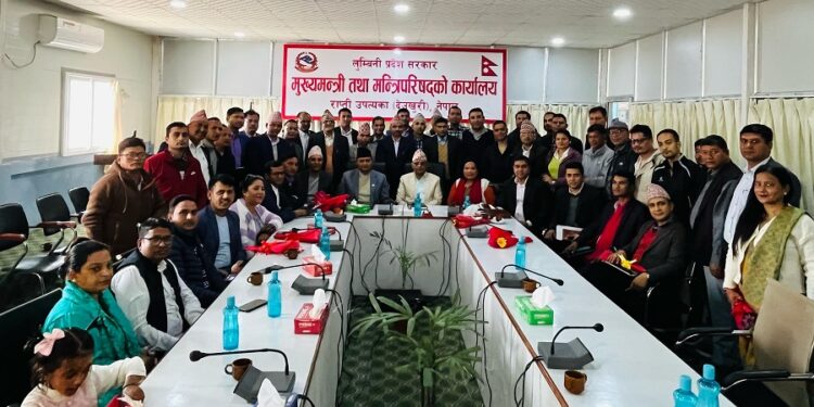 सेवा प्रवाहलाई चुस्त बनाउन निजामती सेवा ऐन : मुख्यमन्त्री आचार्य