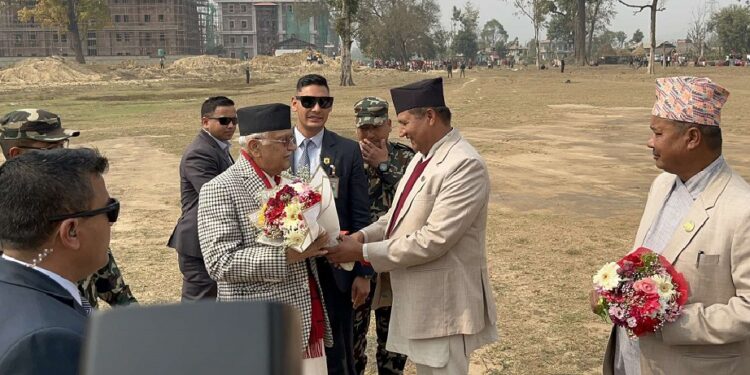 लुम्बिनी प्रदेशसभाको बैठकलाई सम्बोधन गर्न प्रधानमन्त्री ओली दाङमा
