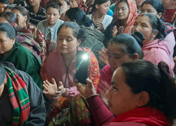 पढ्ने उमेरमै आमा बन्नुका पीडा