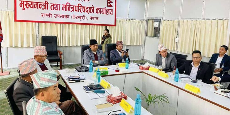 पुँजीगत खर्चको आकार बढाउन मातहतका निकायलाई मुख्यमन्त्री आचार्यको निर्देशन