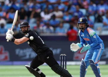 च्याम्पियन्स ट्रफी फाईनल : न्युजिल्यान्डले भारतलाई दियो २५२ रनको लक्ष्य