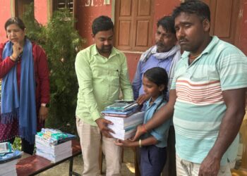  नटुवा बालबालिकालाई शैक्षिक सामग्री सहयोग