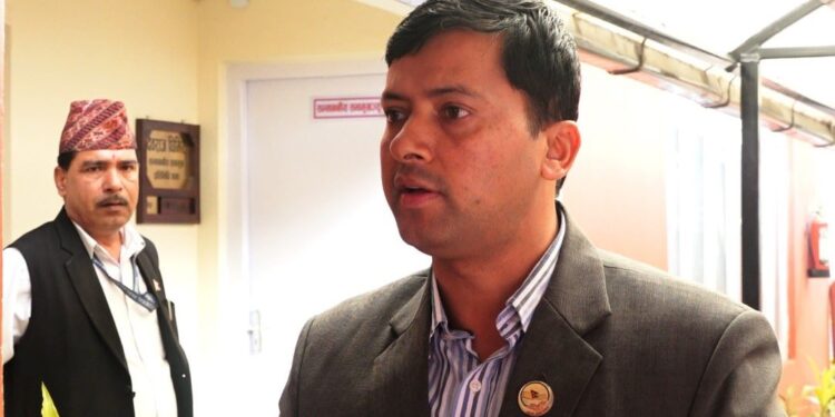 संसद अवरुद्ध गरेर जनताको मुद्दाबाट पन्छिन मिल्दैन : प्रमुख सचेतक बर्तौला