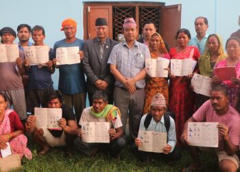भूमिहीन २१ घरधुरीलाई पहिलो पटक जग्गाधनी प्रमाणपत्र