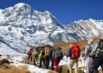 जोखिमयुक्त ठाउँमा पदयात्रा नगर्न कास्की प्रशासनको आग्रह