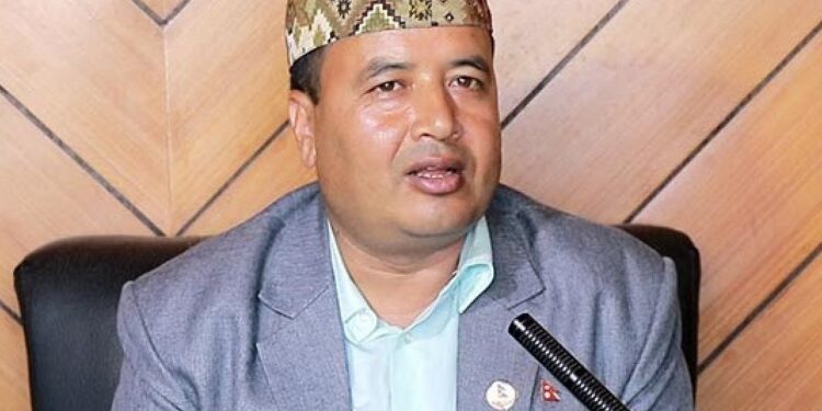 एमाले नेता बस्नेत बारा आएपछि बिमानस्थलमा तनाव