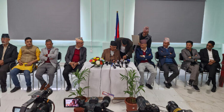 विघटित प्रतिनिधिसभाका एमाले सदस्यको बैठक