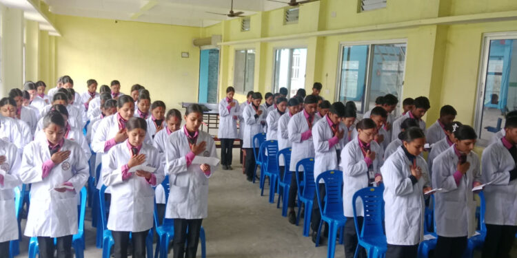 कपिलवस्तुमा एचए र सिएमएलटी विद्यार्थीको सपथ ग्रहण