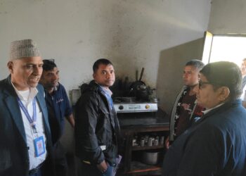 विद्यालय अस्पतालका चमेना गृहको अनुगमन