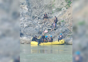 त्रिशूली नदीमा दुई युवक बेपत्ता, खोजी कार्य जारी