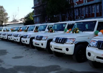 भारतले नेपाल सरकारलाई दियाे ६१ वटा गाडी