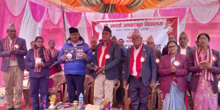शैक्षिक गुणस्तर उकास्न शिक्षक, विद्यार्थी र अभिभावकको सहकार्य आवश्यकः मुख्यमन्त्री आचार्य