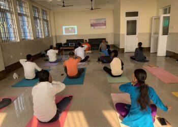 योग र ध्यानमार्फत अन्तर्राष्ट्रिय आरोग्य दिवस