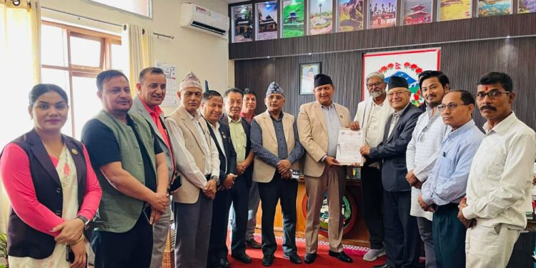 शुद्धोधन लोकमार्ग निर्माणका लागि मुख्यमन्त्रीलाई ज्ञापनपत्र