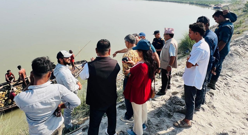 सुस्तामा नारायणी कटान रोक्न १४ करोडको तटबन्ध