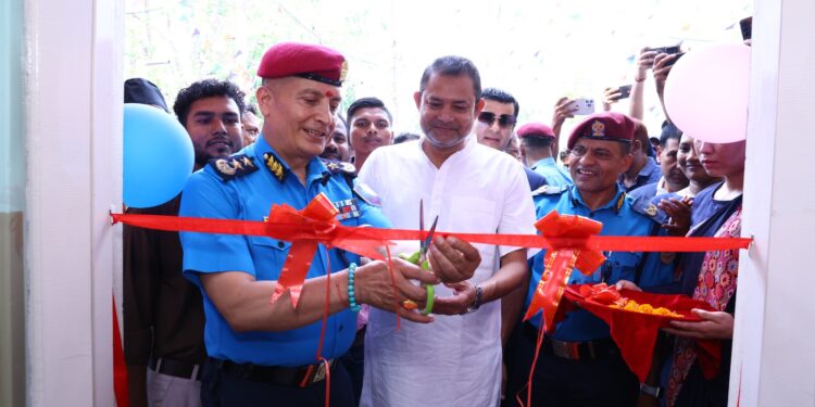 “प्रहरीको दैलोमा आउने मानिस पीडा बोकेर आउँछ, निराश भएर फर्किनु हुँदैन” : महानिरीक्षक कार्की