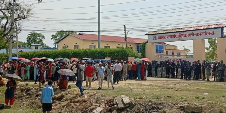 नगर विकास समितिको अतिक्रमित जग्गामा ७५१ घरटहरा