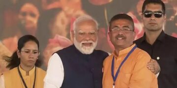 पश्चिम बंगालमा पहिलोपटक भाजपा सरकार, शुभेन्दु अधिकारीले खाए मुख्यमन्त्रीको शपथ