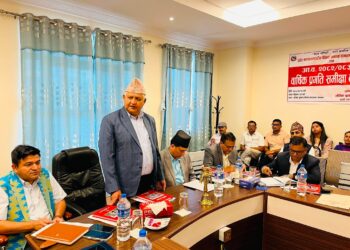 कार्यक्रममा सम्बाेधन गर्नुहुँदै मुख्यमन्त्री आचार्य ।