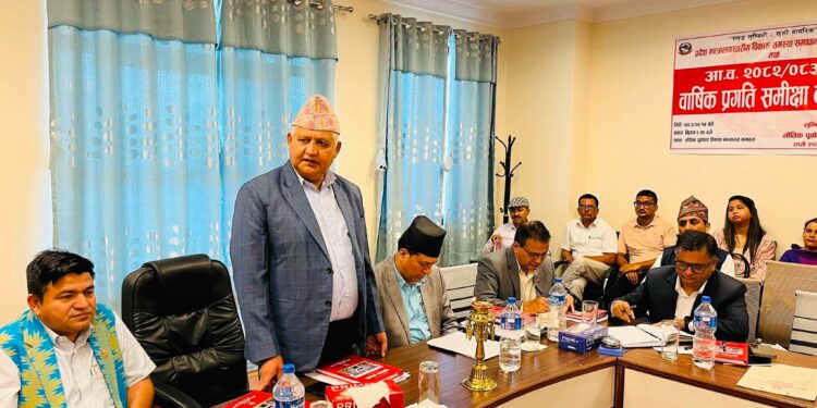 कार्यक्रममा सम्बाेधन गर्नुहुँदै मुख्यमन्त्री आचार्य ।