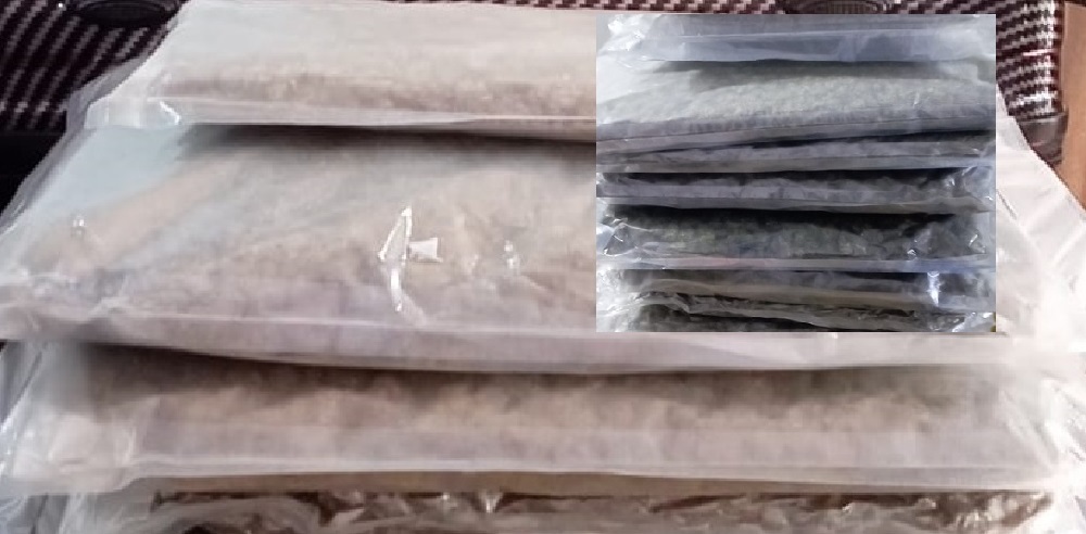 विमानस्थलबाट ४ किलो गाँजासहित दुई भारतीय पक्राउ