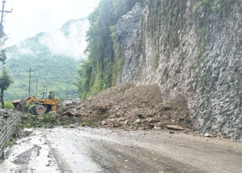 नारायणगढ-मुग्लिन सडक फेरि अवरुद्ध