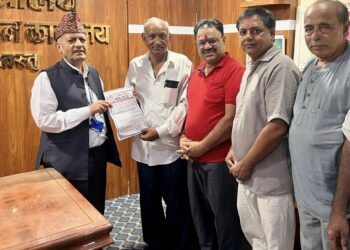 विपद्को घडीमा सुनचाँदी व्यवसायी संघ तौलिहवाको मानवीय साथ, उद्धार कोषमा १ लाख ३३ हजार ५११ सहयोग