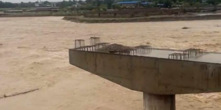 बाणगंगा नदीमा पुरुष बेपत्ता