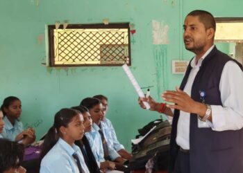 तौलेश्वरनाथ संस्कृत माध्यमिक विद्यालयमा स्वास्थ्य बीमासम्बन्धी अभिमुखीकरण कार्यक्रम सम्पन्न